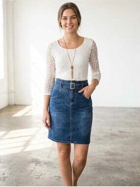 One 5 One Women's Size Medium Blue Denim Zip Front Belted Pockets Skirt Casual